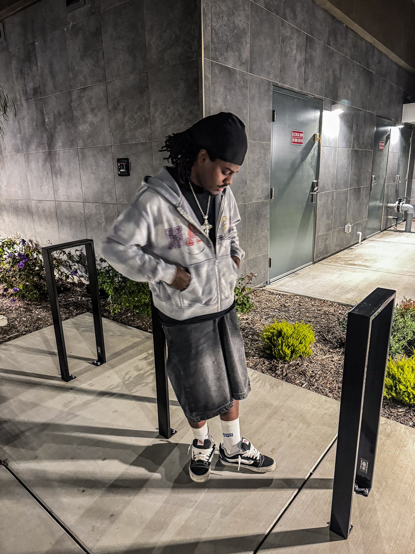 gray valley hoodie